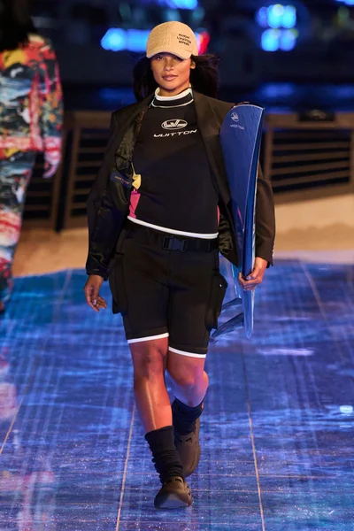 Look 56